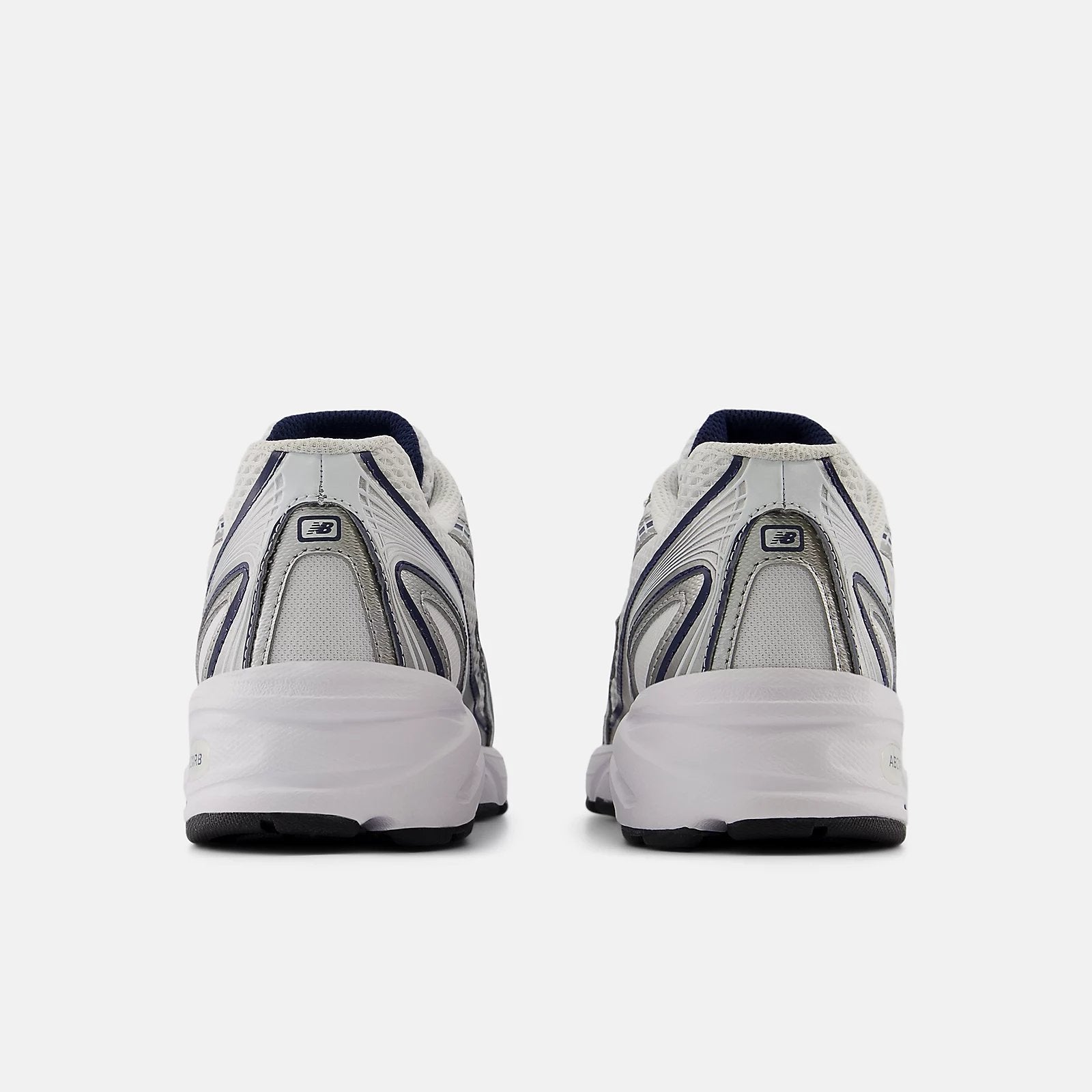 New Balance 740 Women’s Retro Basketball Streetwear Trainers