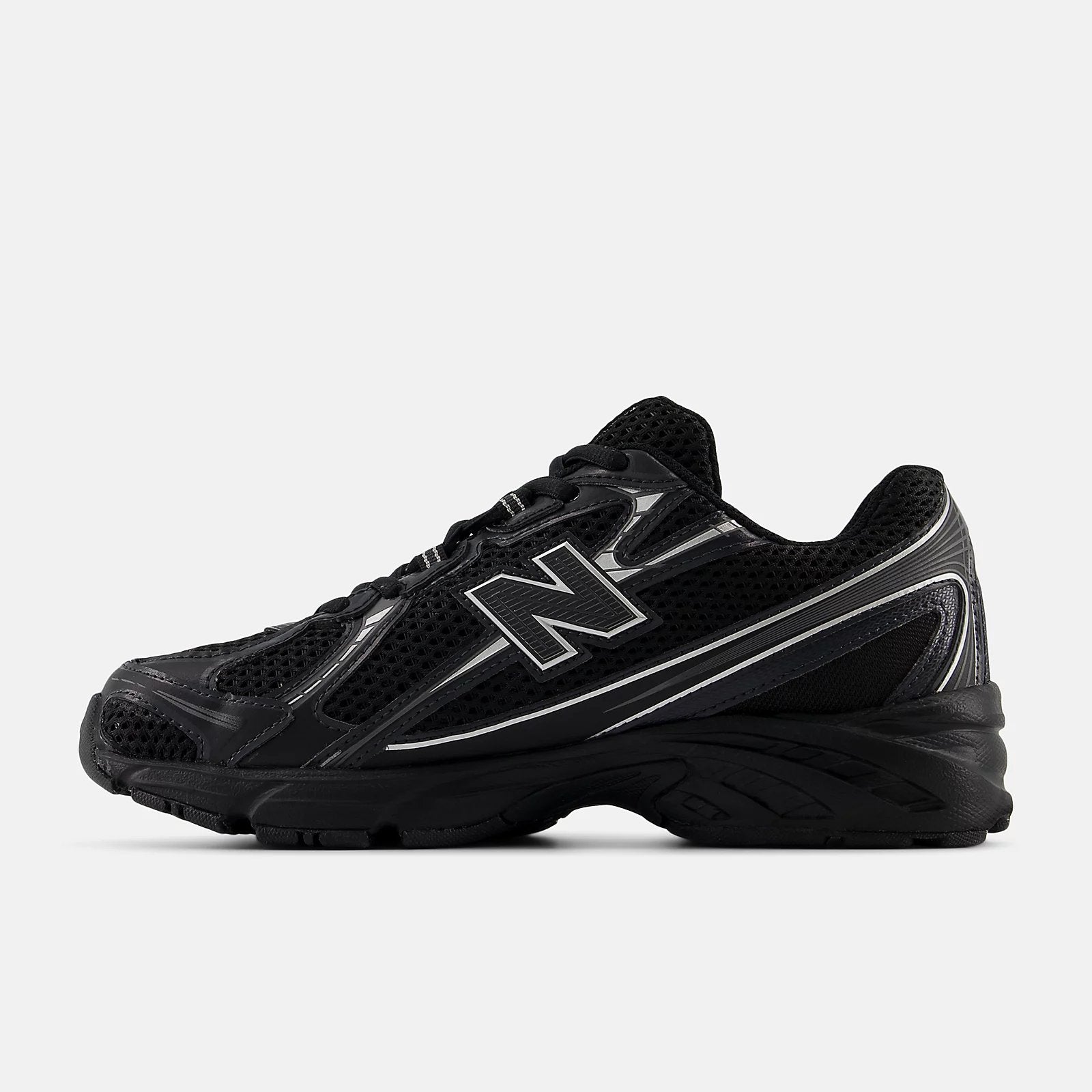 New Balance 740 Women’s Retro Basketball Streetwear Trainers