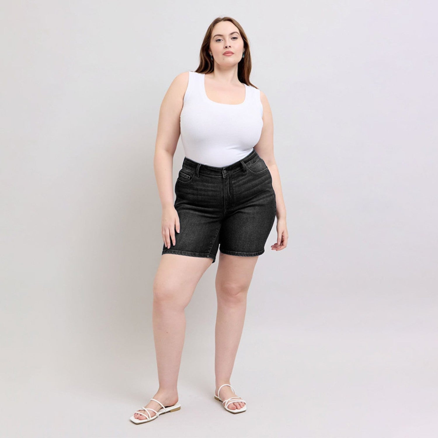 Classic Stretch Denim Shorts (Women’s)