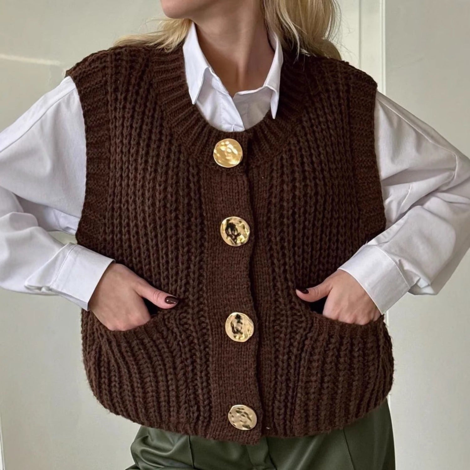 Sleeveless Knit Vest With V-neck and Patch Pockets (Women’s)