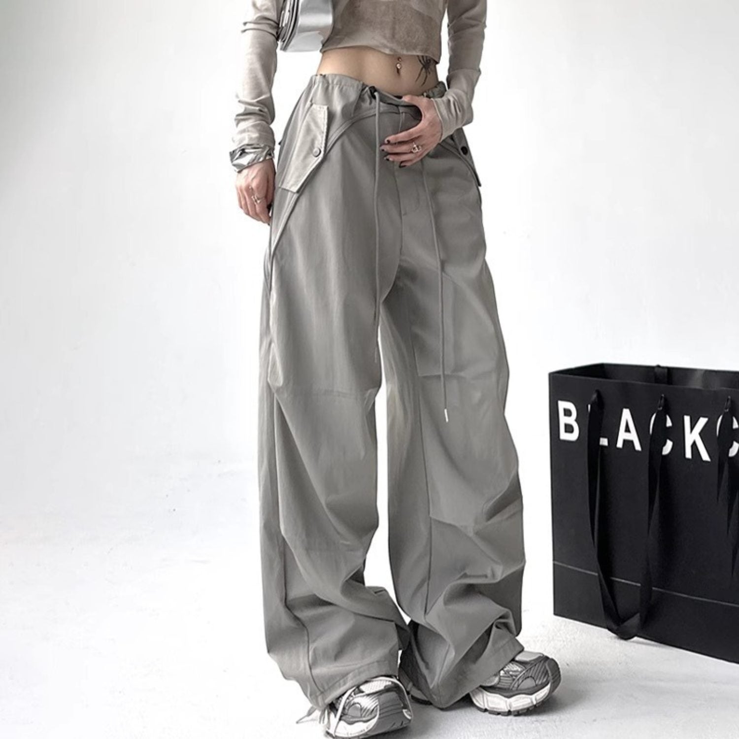 Oversized Streetwear Cargo Pants (Women’s)